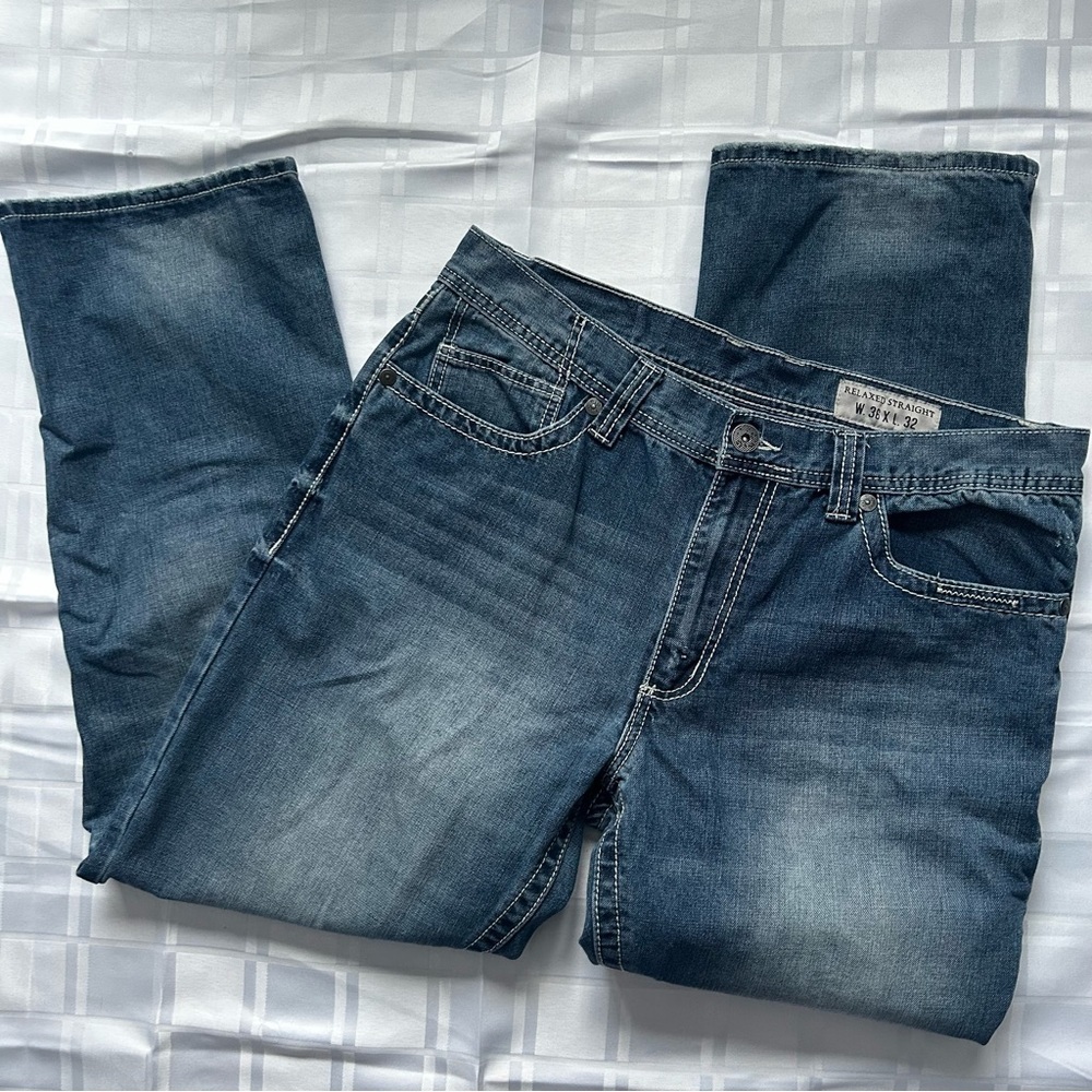 Faded Glory Relaxed Straight Leg Contrast Stitch Embroidered Detail Denim Jeans